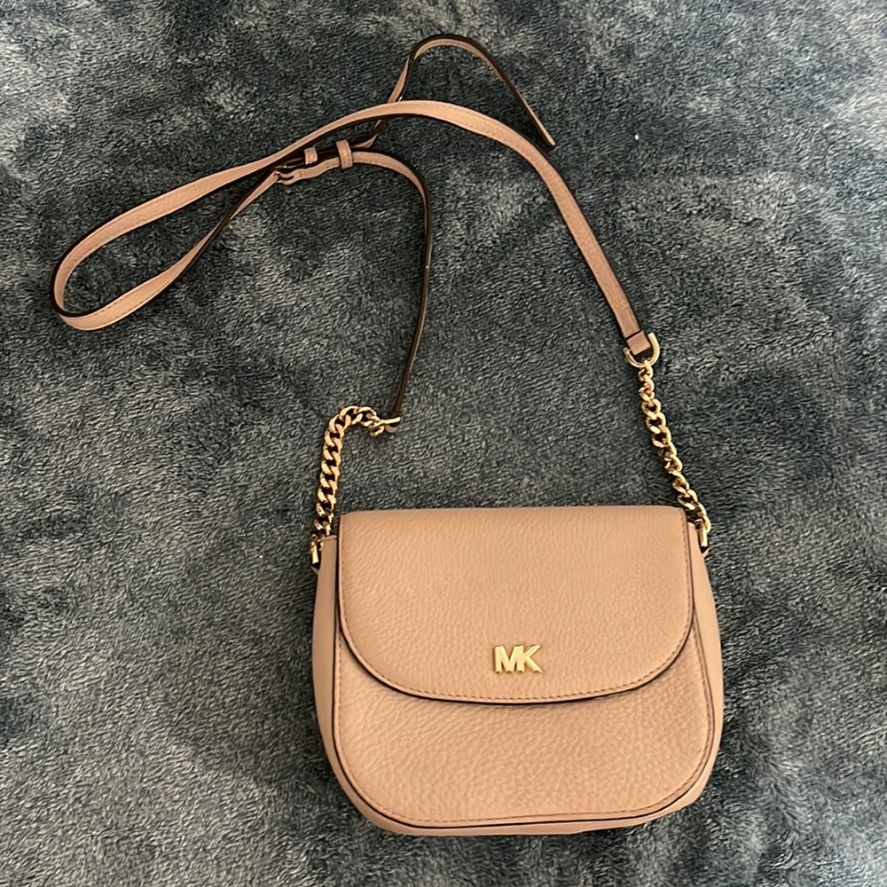 Michael chors shoulder bag